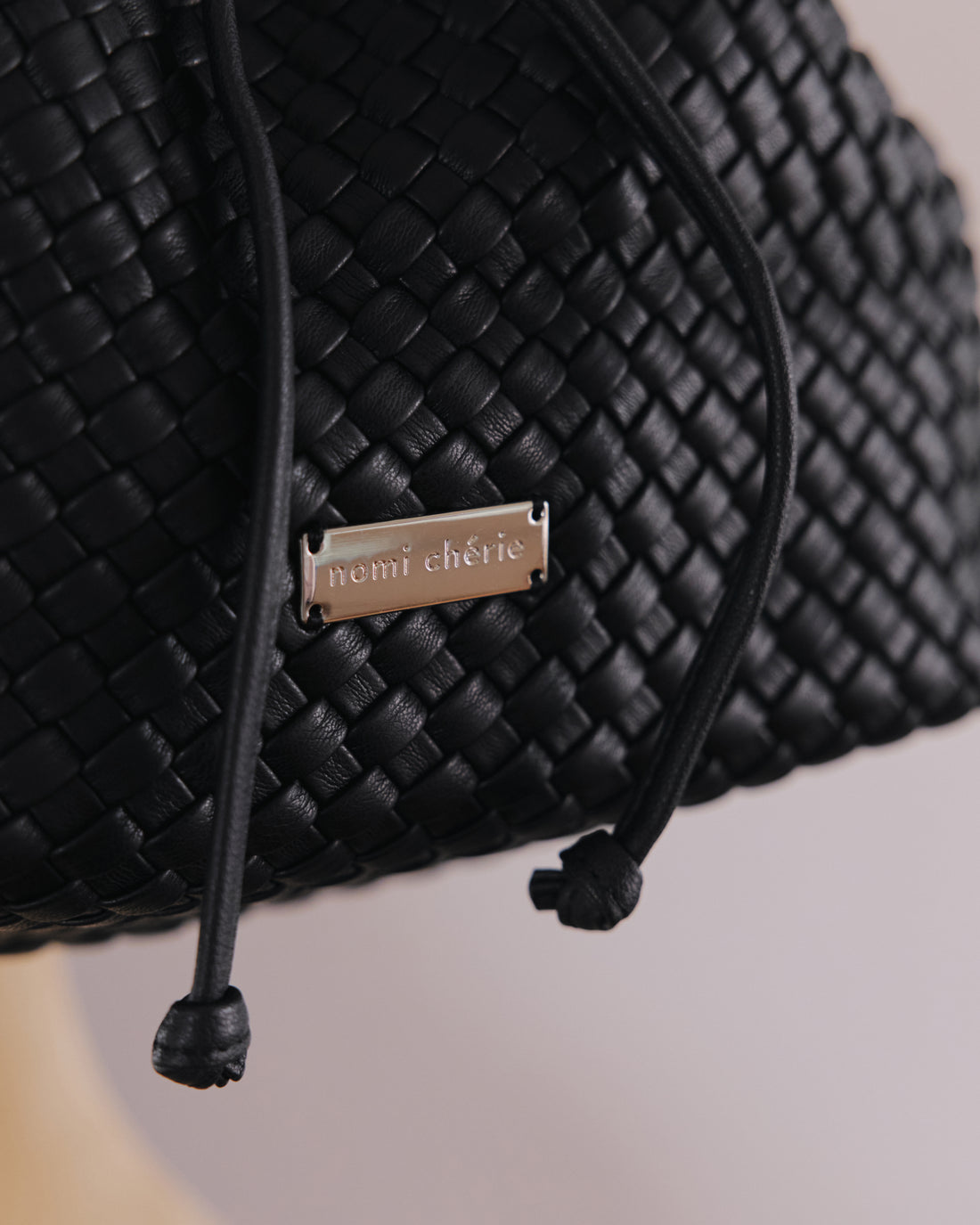Calista - Black