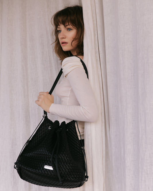 Calista - Black