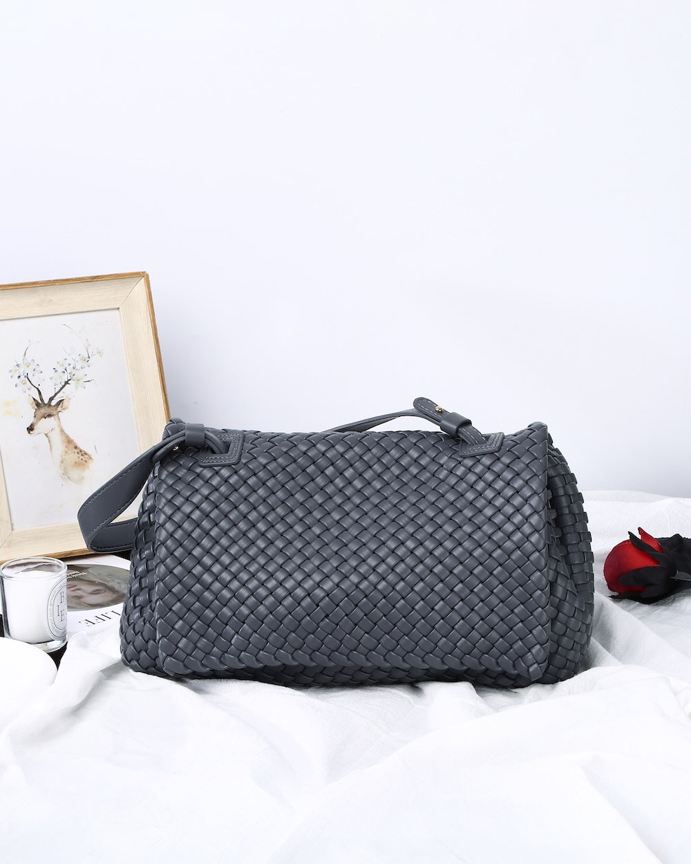 Essence - Grey