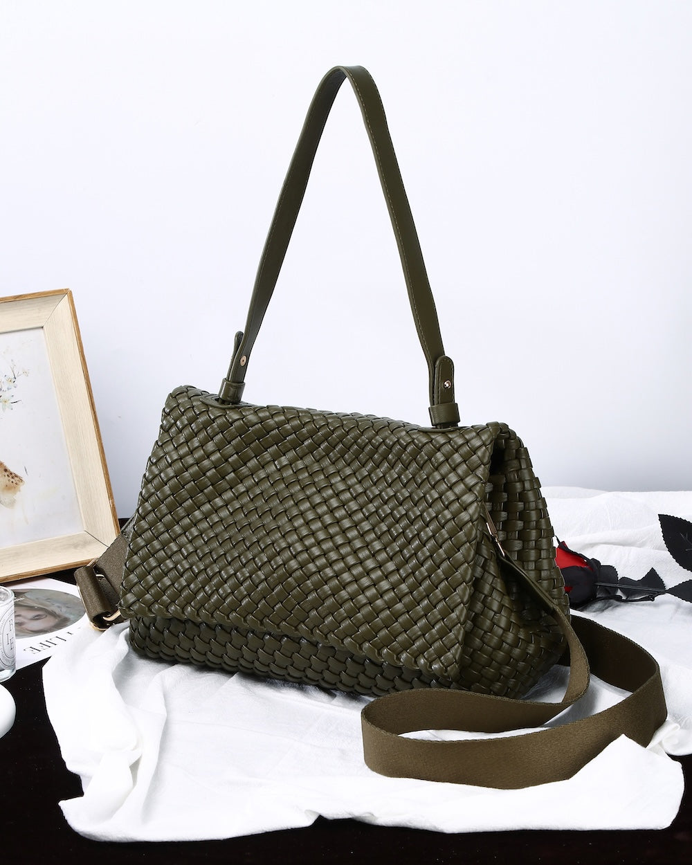 Essence - Olive