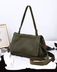 Essence - Olive