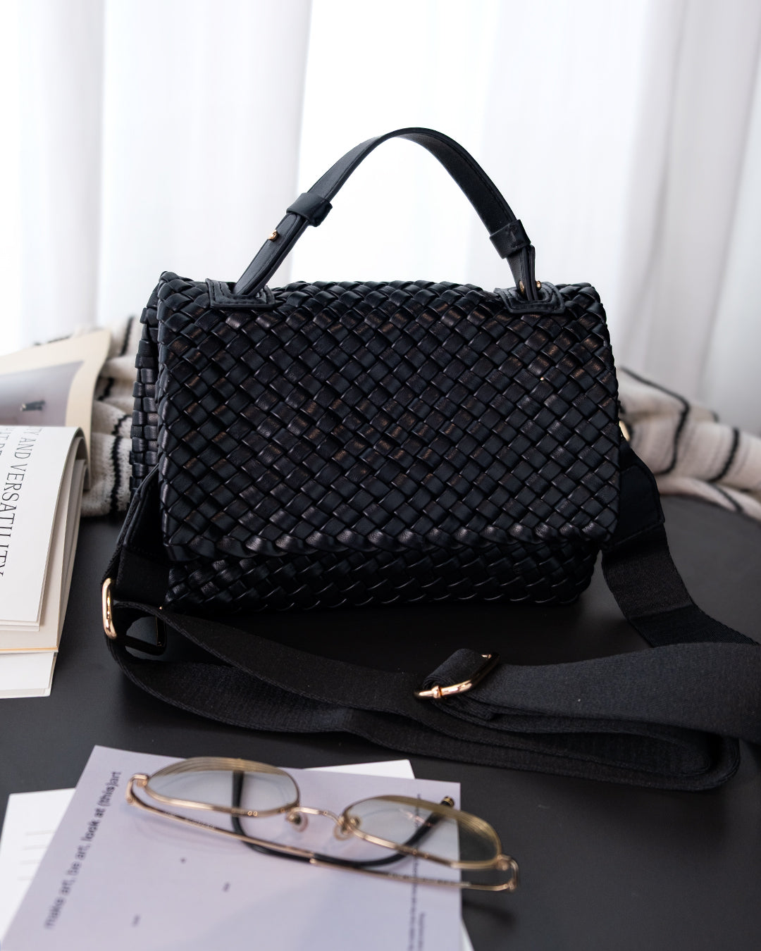 Essence Mini - Black