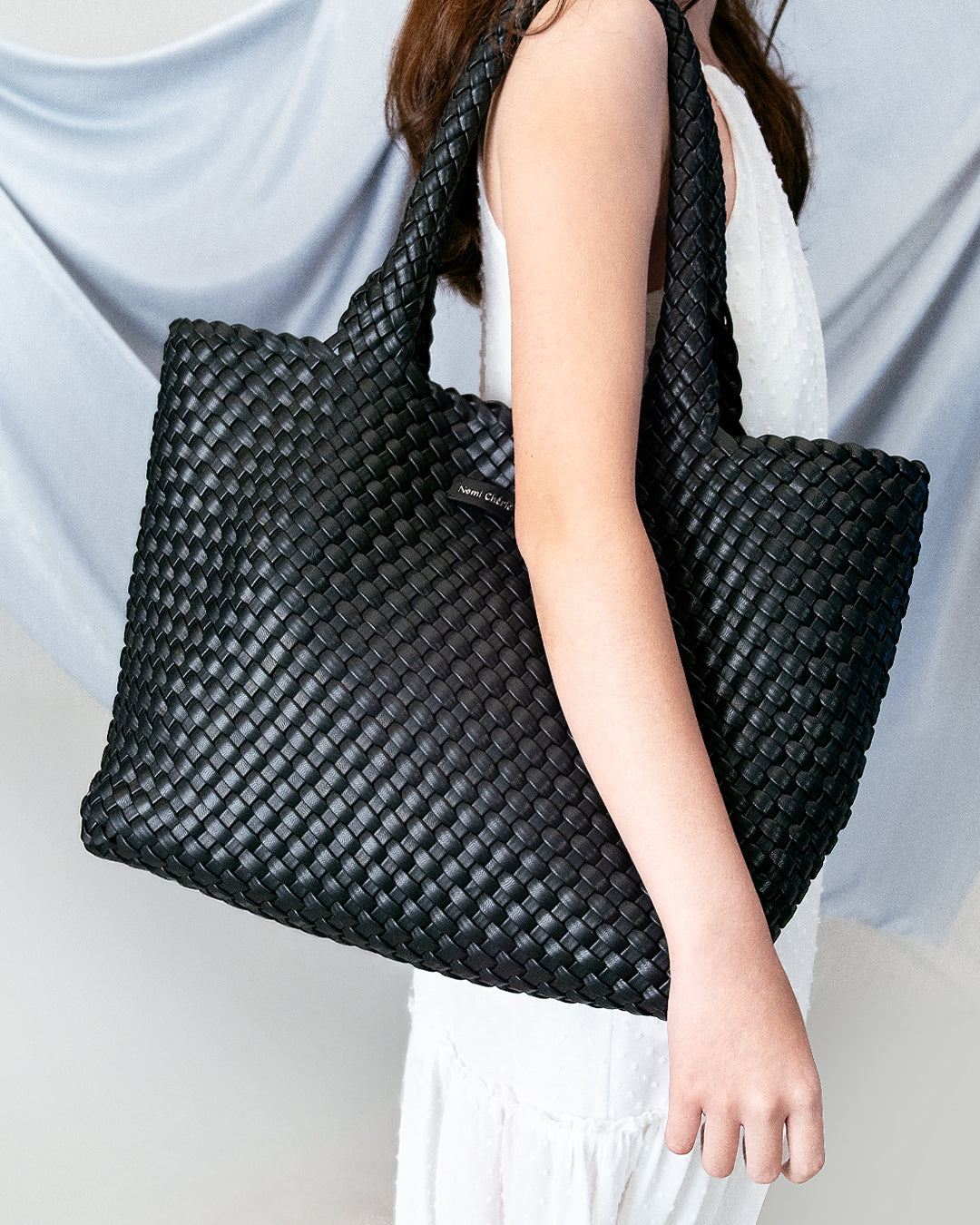 Lagoon - Black